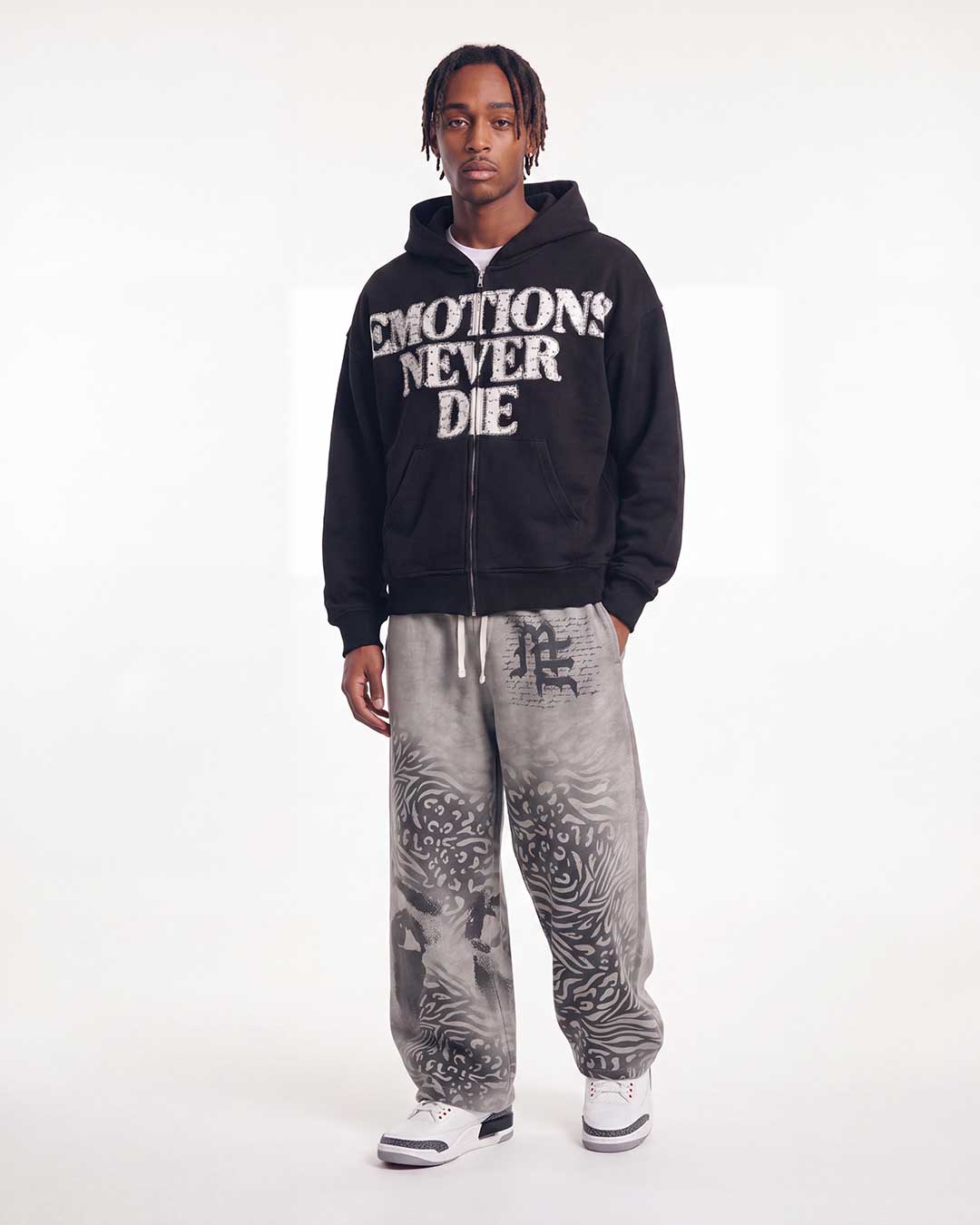 MIXED EMOTIONS "END" RHINESTONE HOODIE BLACK