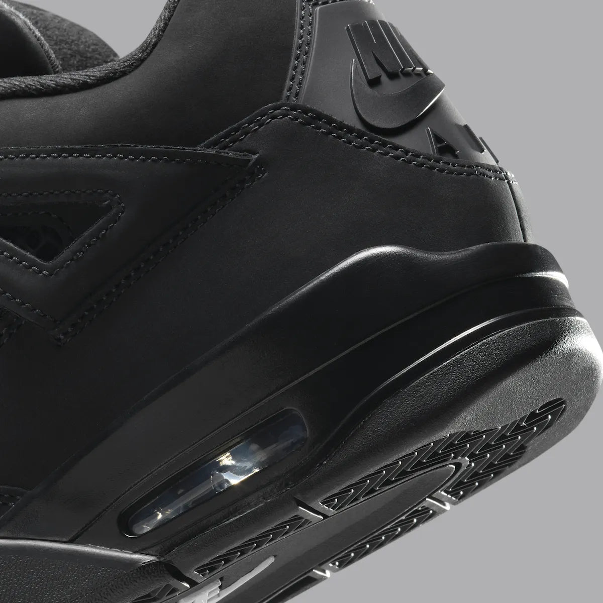 JORDAN 4 RETRO 'BLACK CAT' 2025