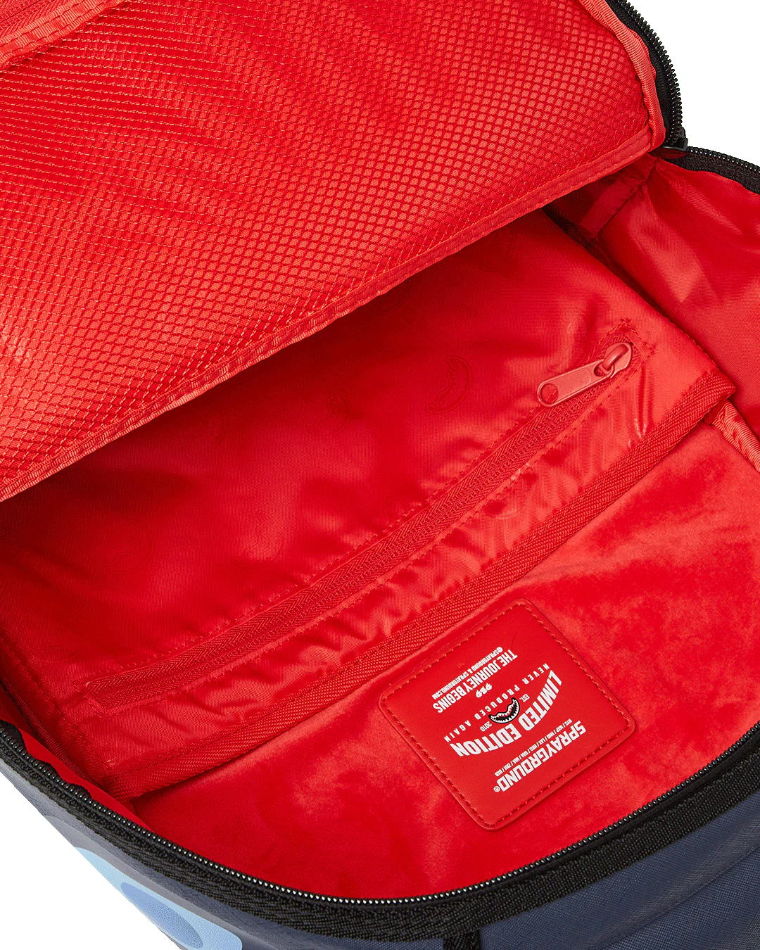 SHARK CENTRAL LATE ARRIVAL DLXSV BACKPACK