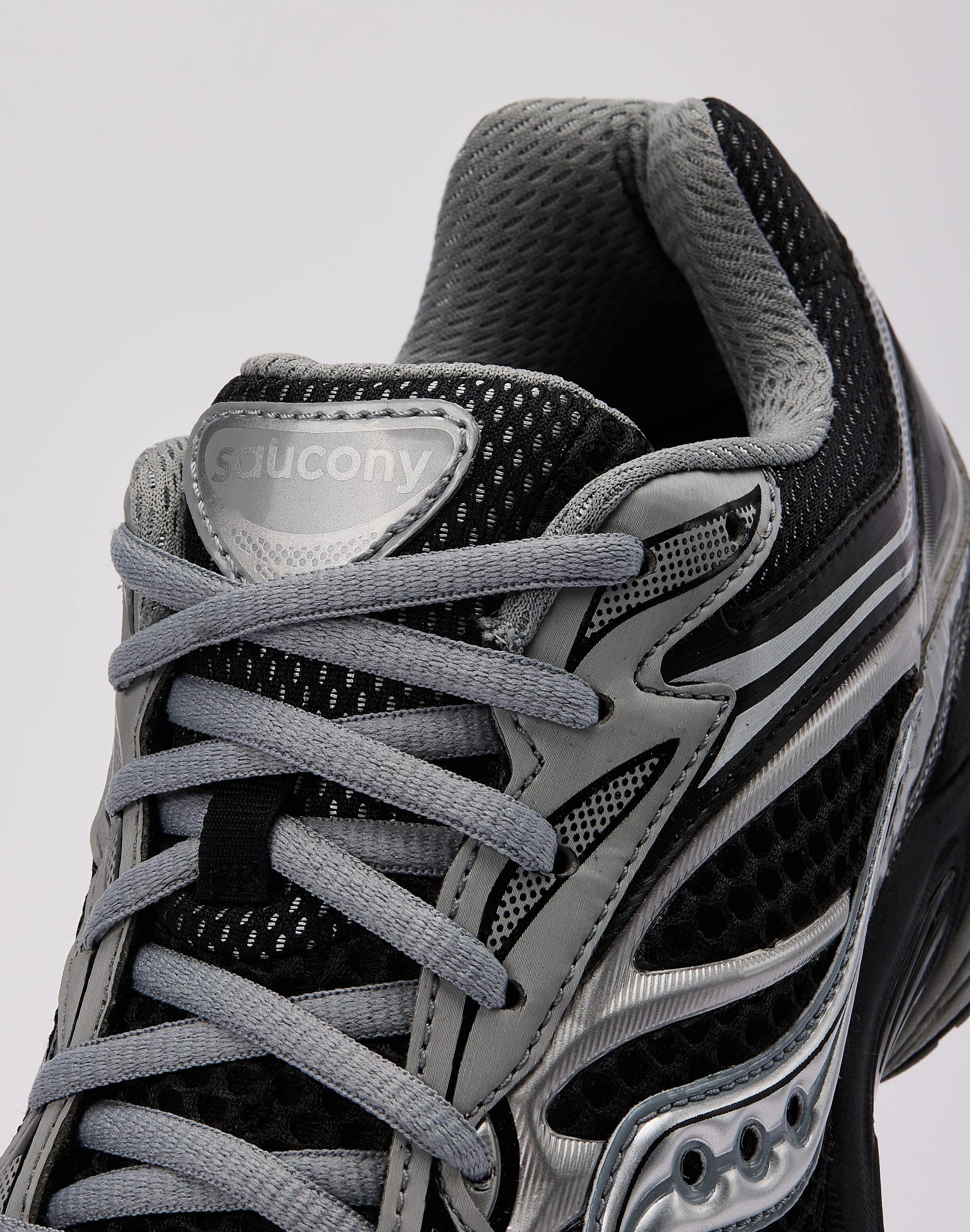 mens Saucony ProGrid Omni 9