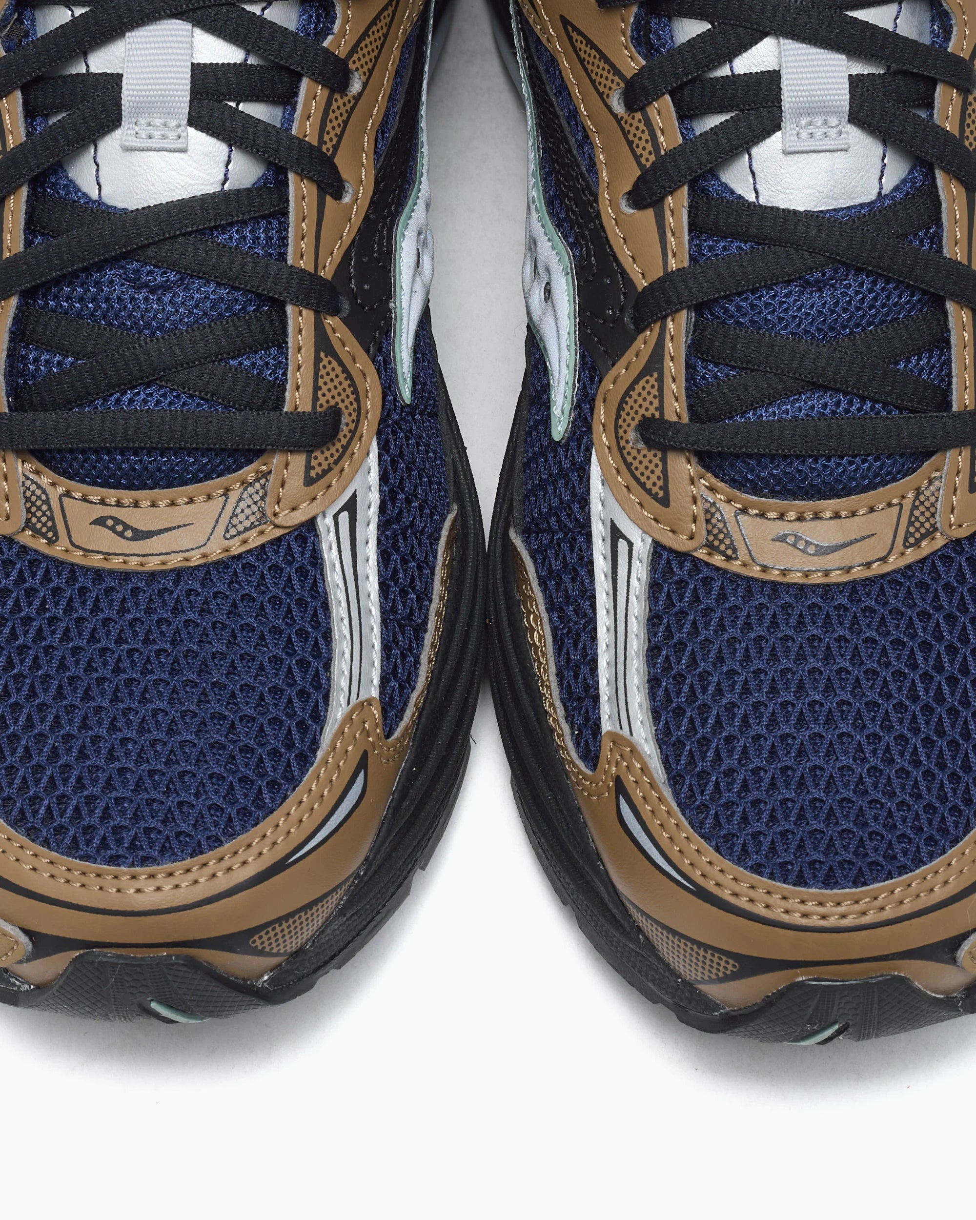 Saucony Progrid OMNI 9